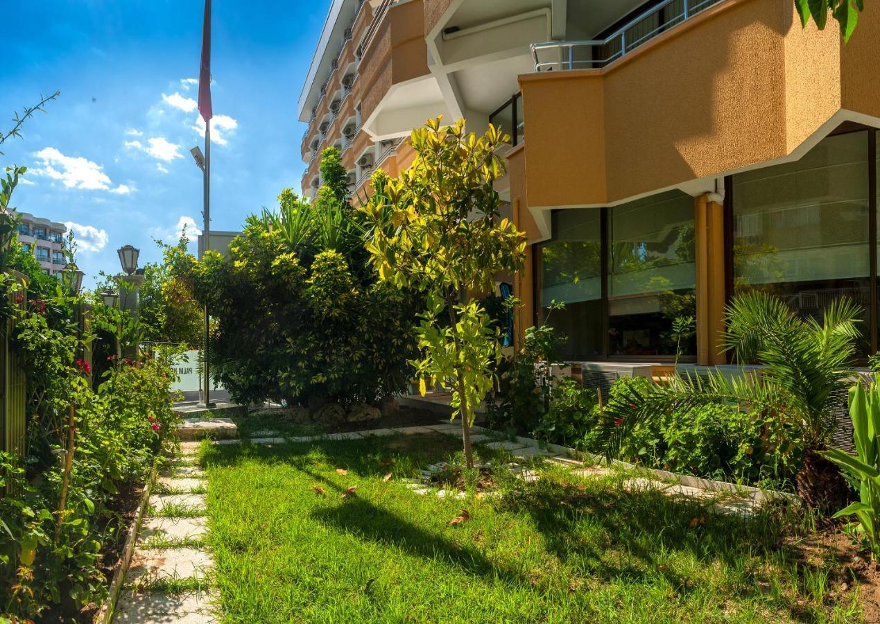 Palm Hotel 4*